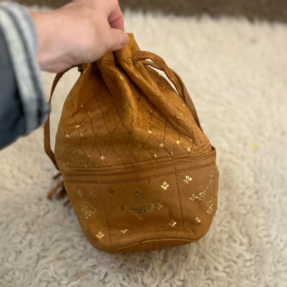 50%offw❤️ Tan Embossed Hobo Bag New not leather PURSE-SALE was $25 G1
